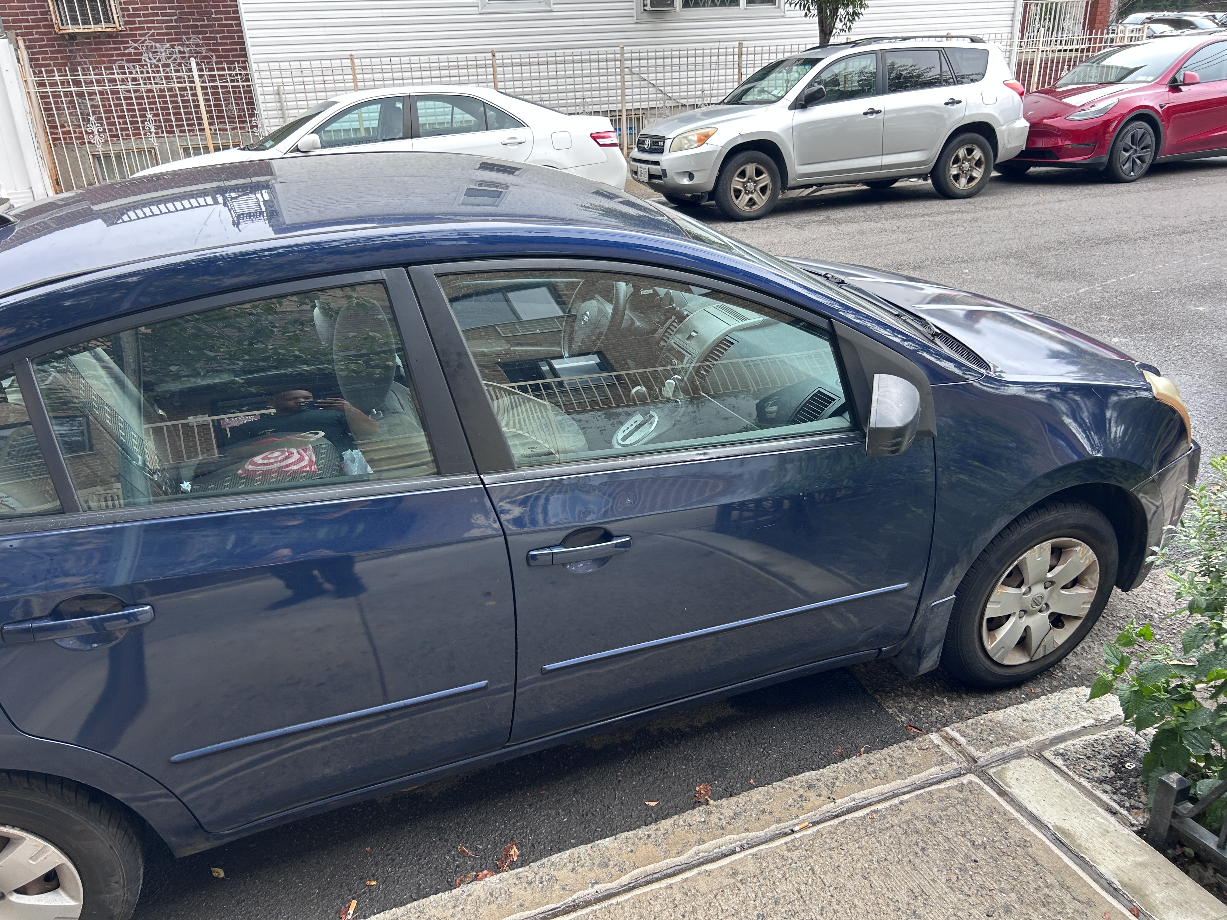 Used 2009 Nissan Sentra 2.0 FE+ w/ ABS Pkg FWD image 2