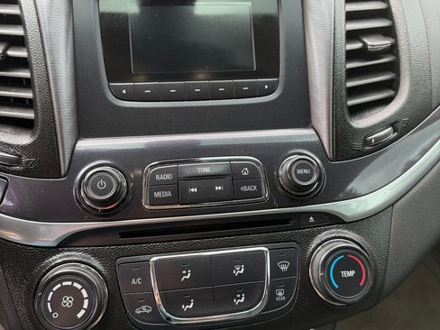 Used 2015 Chevrolet Impala LS image 10