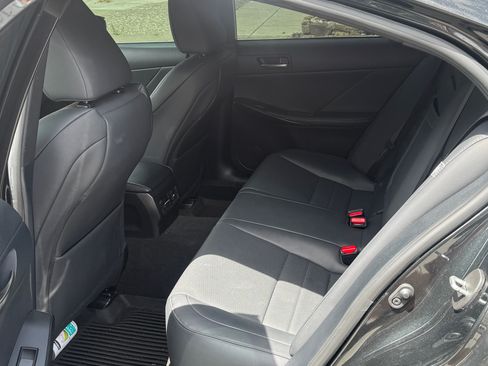 Used 2023 Lexus IS 350 F Sport RWD image 6