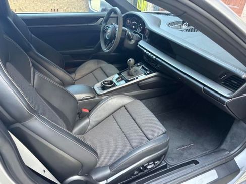 Used 2022 Porsche 911 Carrera S image 11