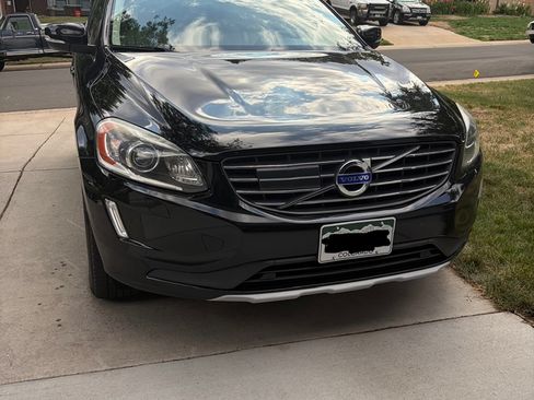 Used 2016 Volvo XC60 T5 Platinum AWD/4WD image 8