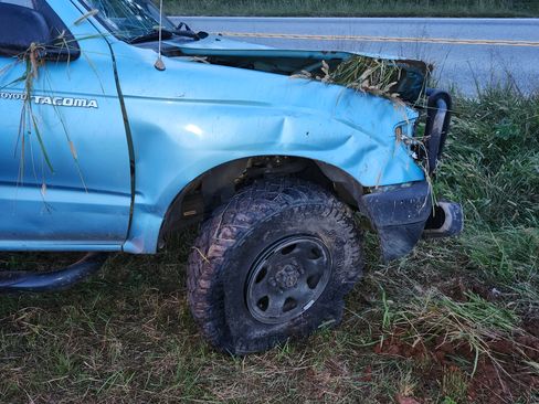 Used 1997 Toyota Tacoma 4x4 Regular Cab image 13
