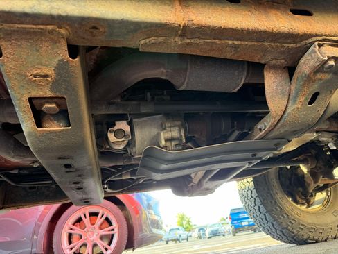 Used 2009 HUMMER H3T Alpha image 23