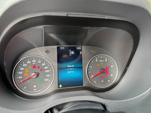 Used 2024 Mercedes-Benz Sprinter 2500 image 16