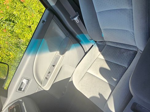 Used 2005 Ford Five Hundred SEL image 19