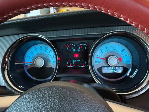 Used 2012 Ford Mustang GT Premium w/ GT Coupe Accessory Pkg 1 image 10