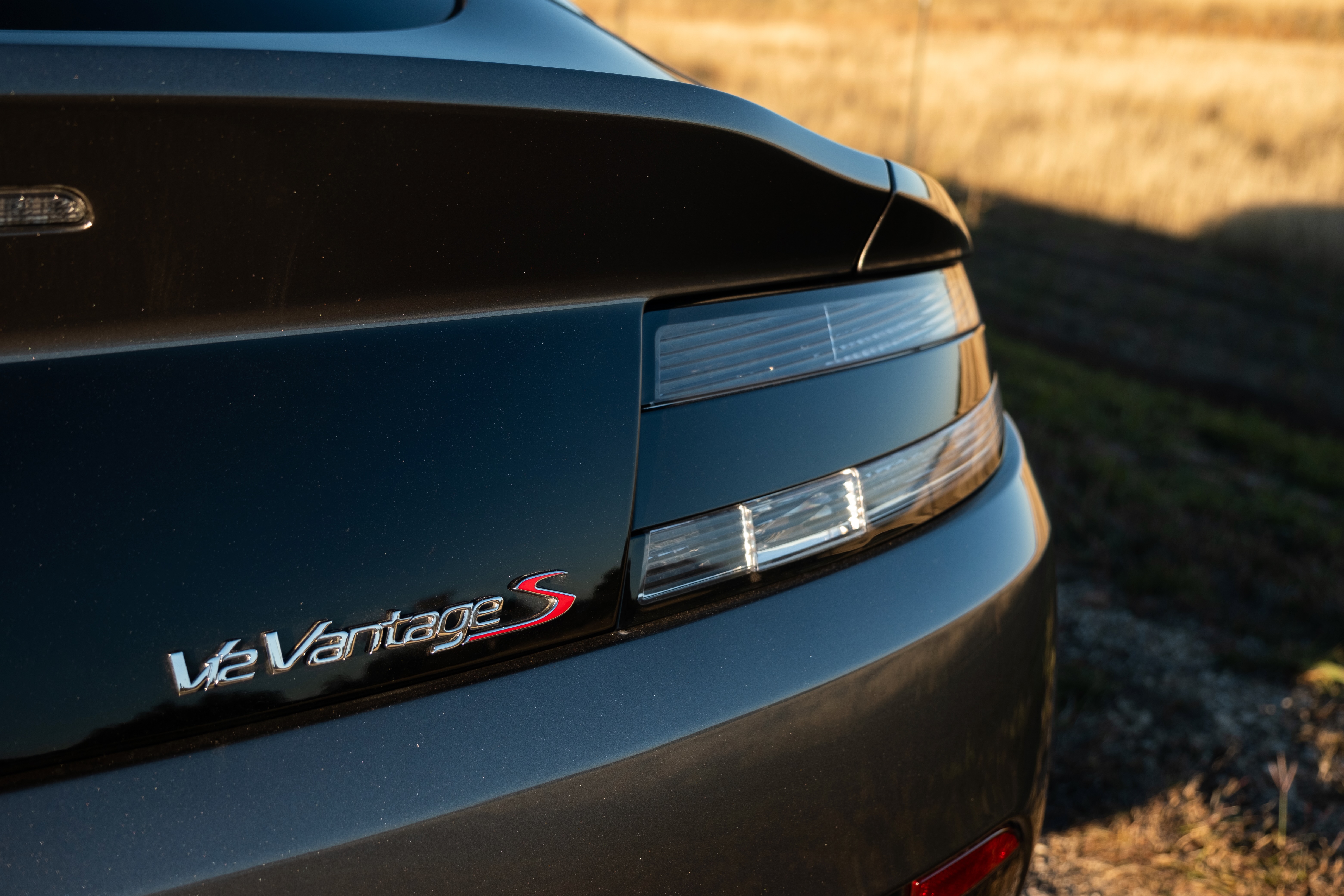 Used 2016 Aston Martin V12 Vantage S RWD image 28