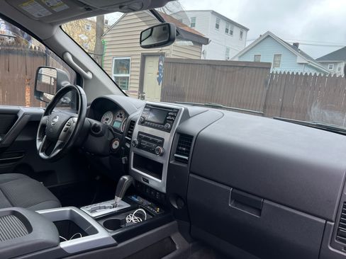 Used 2013 Nissan Titan PRO-4X image 12