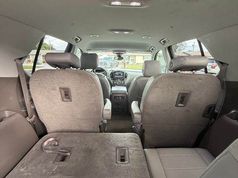 Used 2018 Chevrolet Traverse Premier w/ Driver Confidence II Package image 15