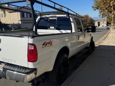 Used 2008 Ford F250 Lariat image 5