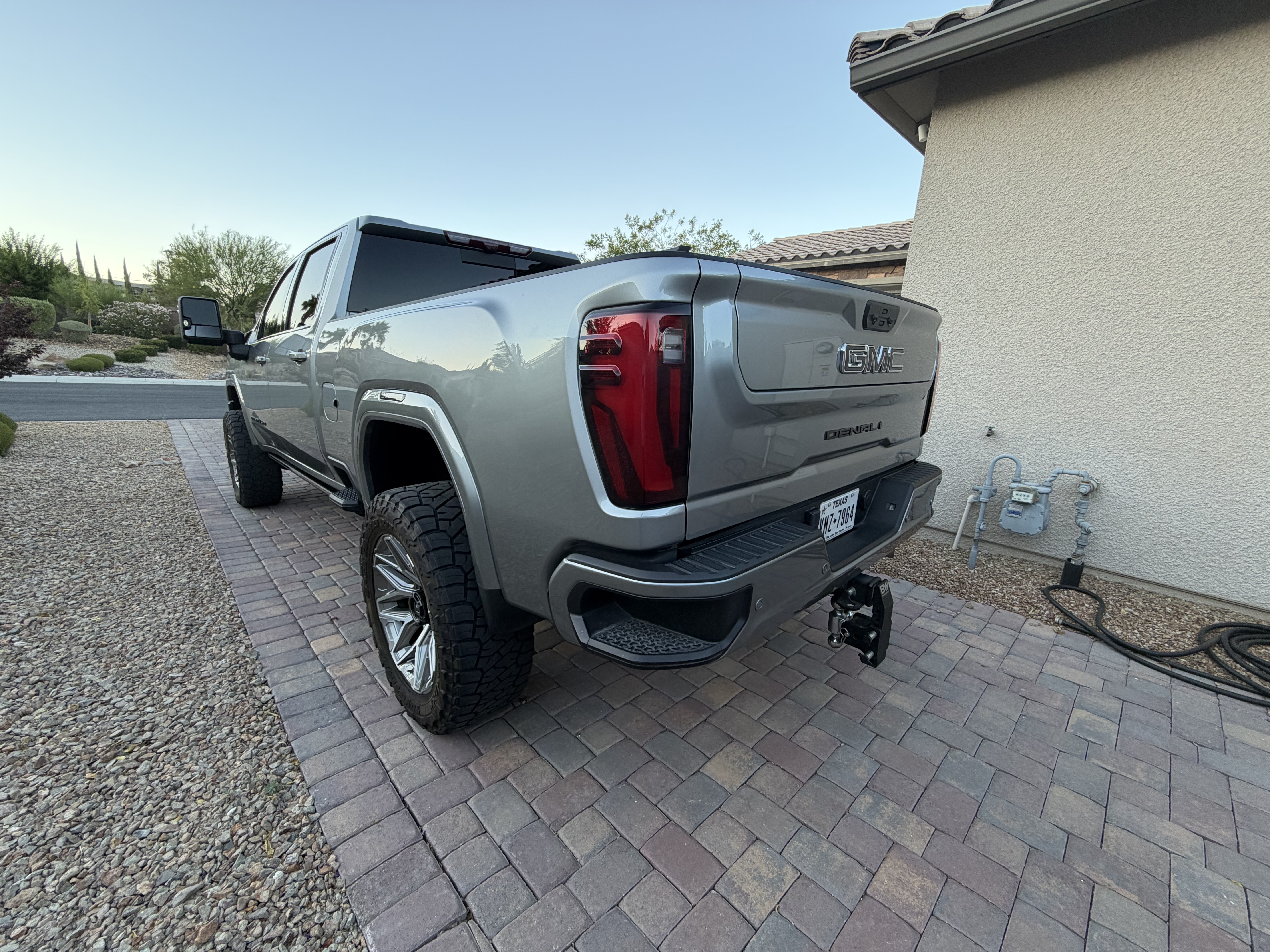 Used 2024 GMC Sierra 2500 Denali Ultimate w/ Max Trailering Package AWD/4WD image 5