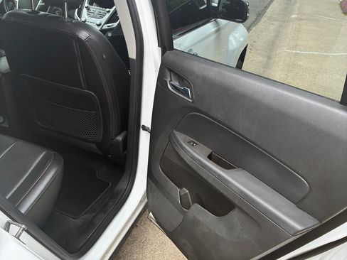 Used 2015 GMC Terrain SLT FWD image 13