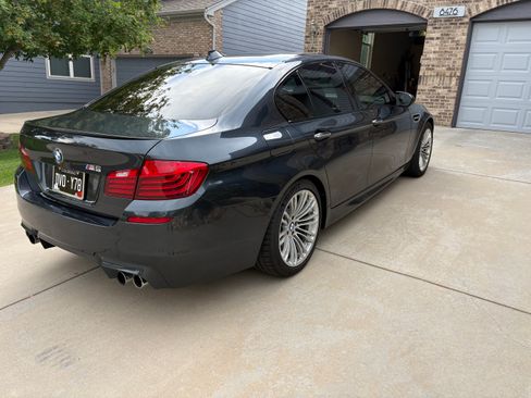 Used 2015 BMW M5 RWD image 8