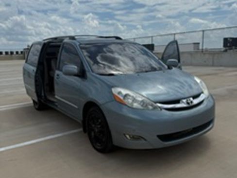Used 2006 Toyota Sienna XLE Limited FWD image 18
