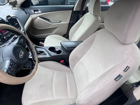 Used 2015 Kia Optima LX image 4