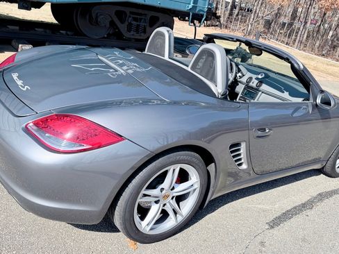 Used 2010 Porsche Boxster S image 19