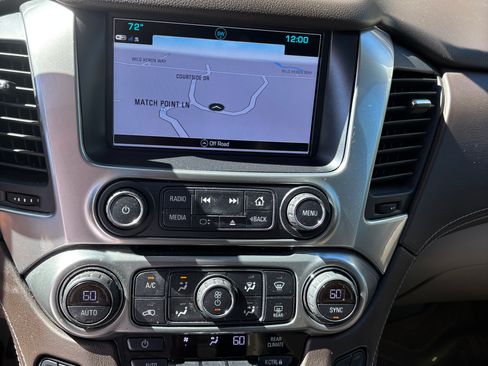 Used 2019 Chevrolet Tahoe LT image 13