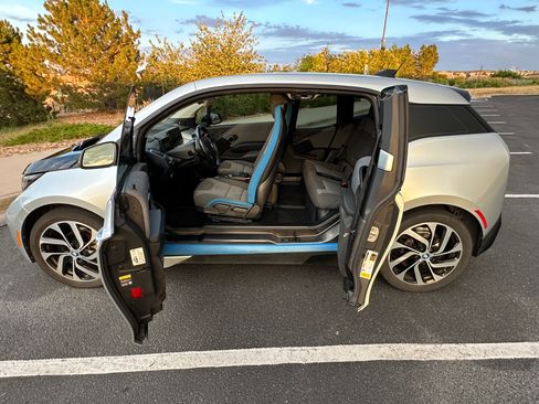 Used 2017 BMW i3 RWD image 8