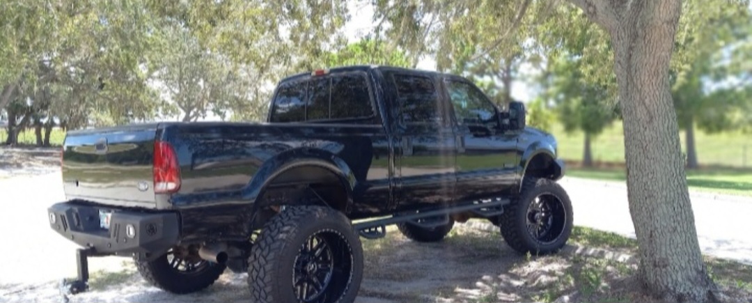Used 2005 Ford F250 Lariat AWD/4WD image 6