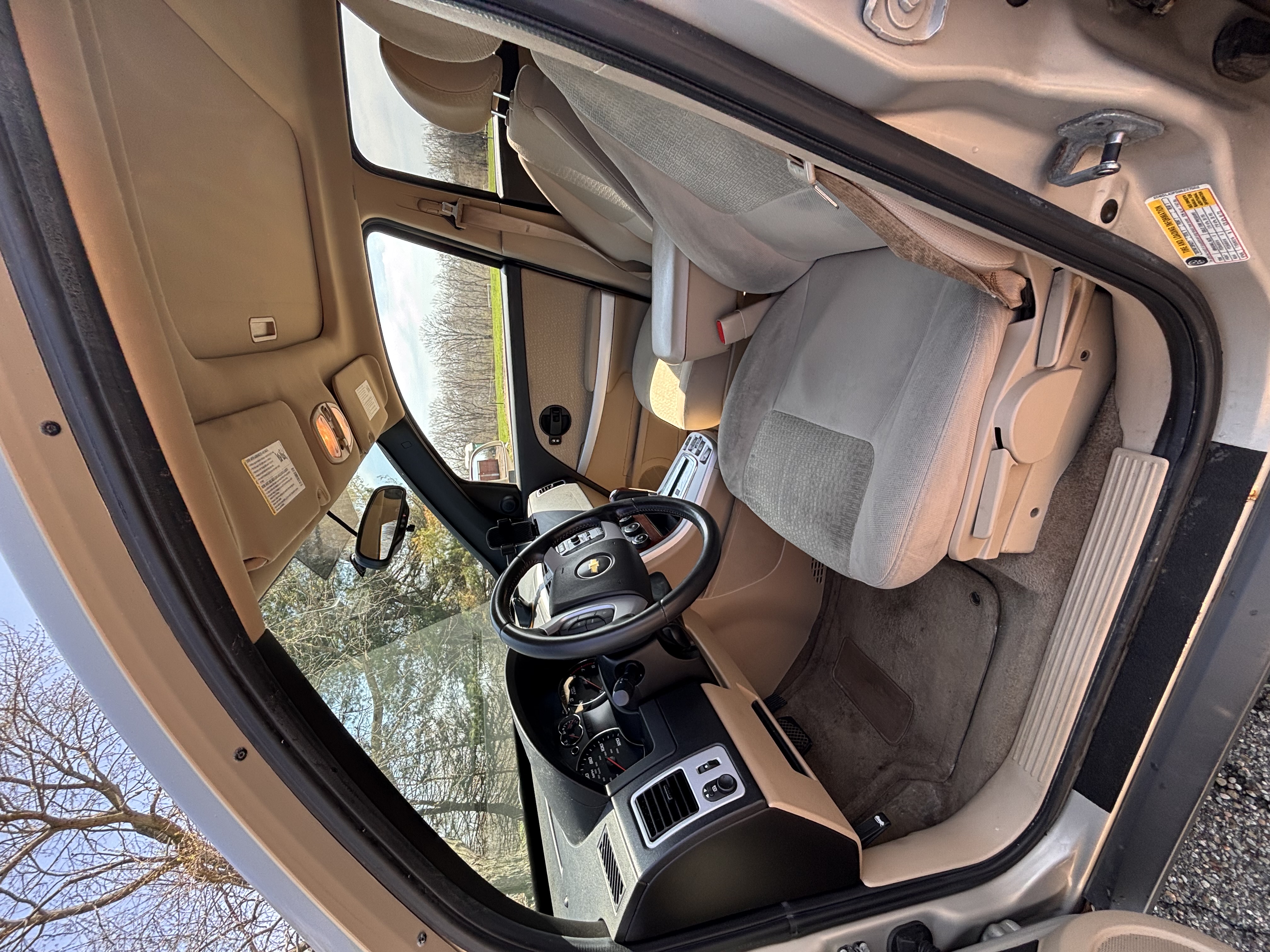 Used 2009 Chevrolet Equinox LT AWD/4WD image 14