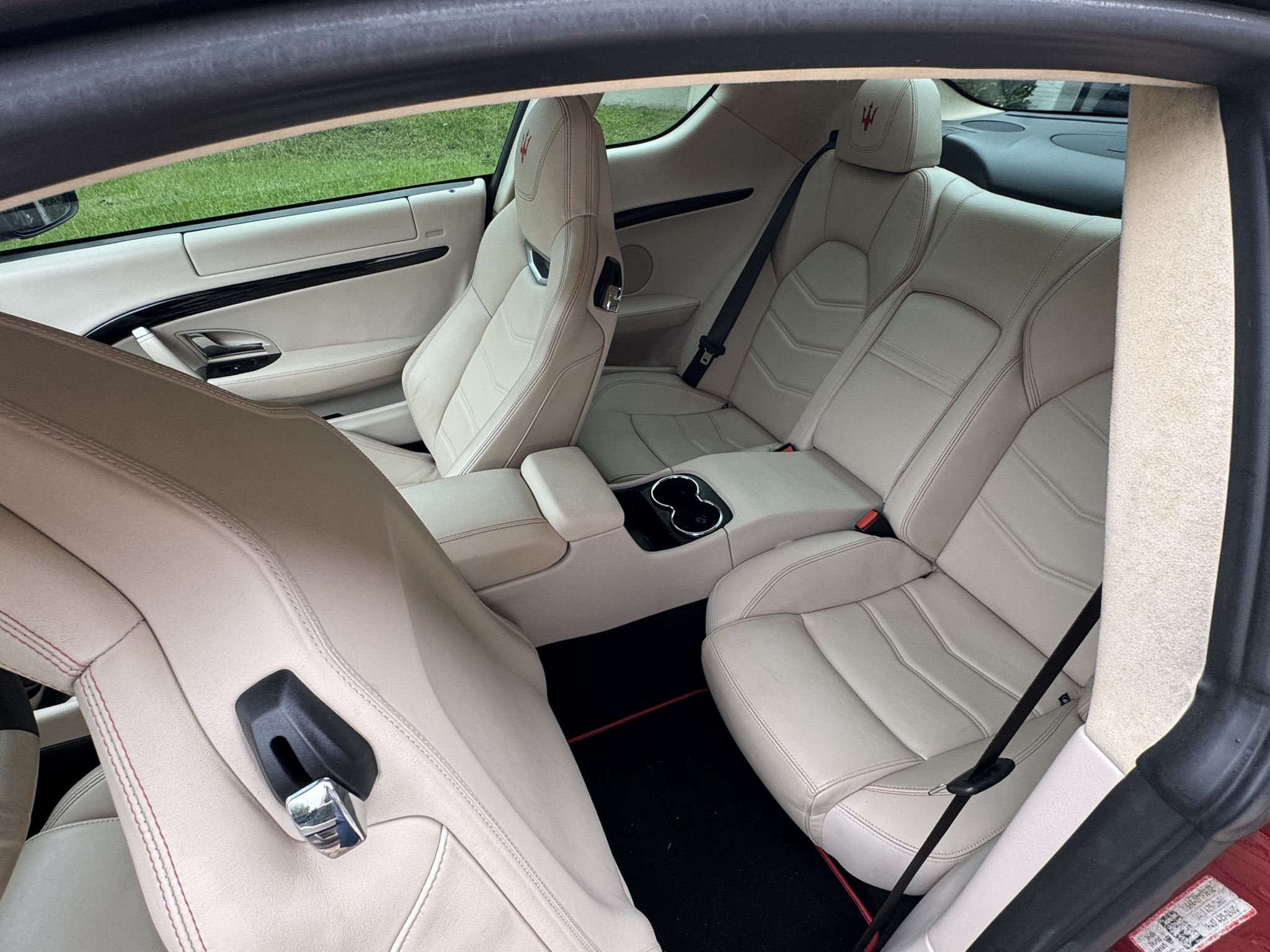 Used 2013 Maserati GranTurismo Sport RWD image 18