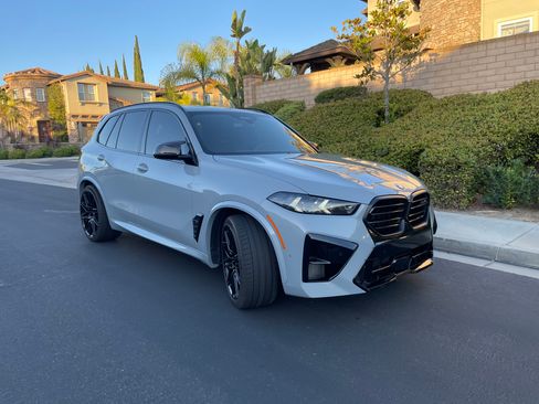 Used 2026 BMW X5 M Competition w/ Executive Package AWD/4WD image 2