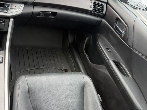 Used 2014 Honda Accord Touring image 11