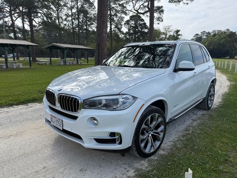 Used 2018 BMW X5 xDrive35d w/ M Sport Package image 1