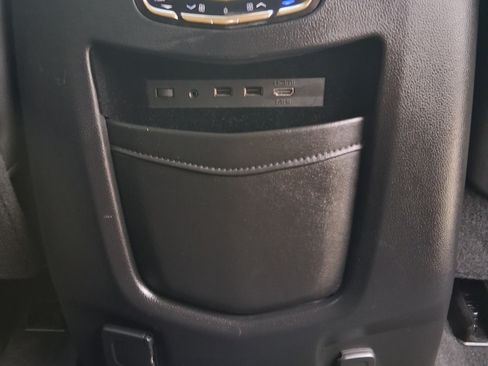 Used 2018 Cadillac Escalade Premium Luxury image 20