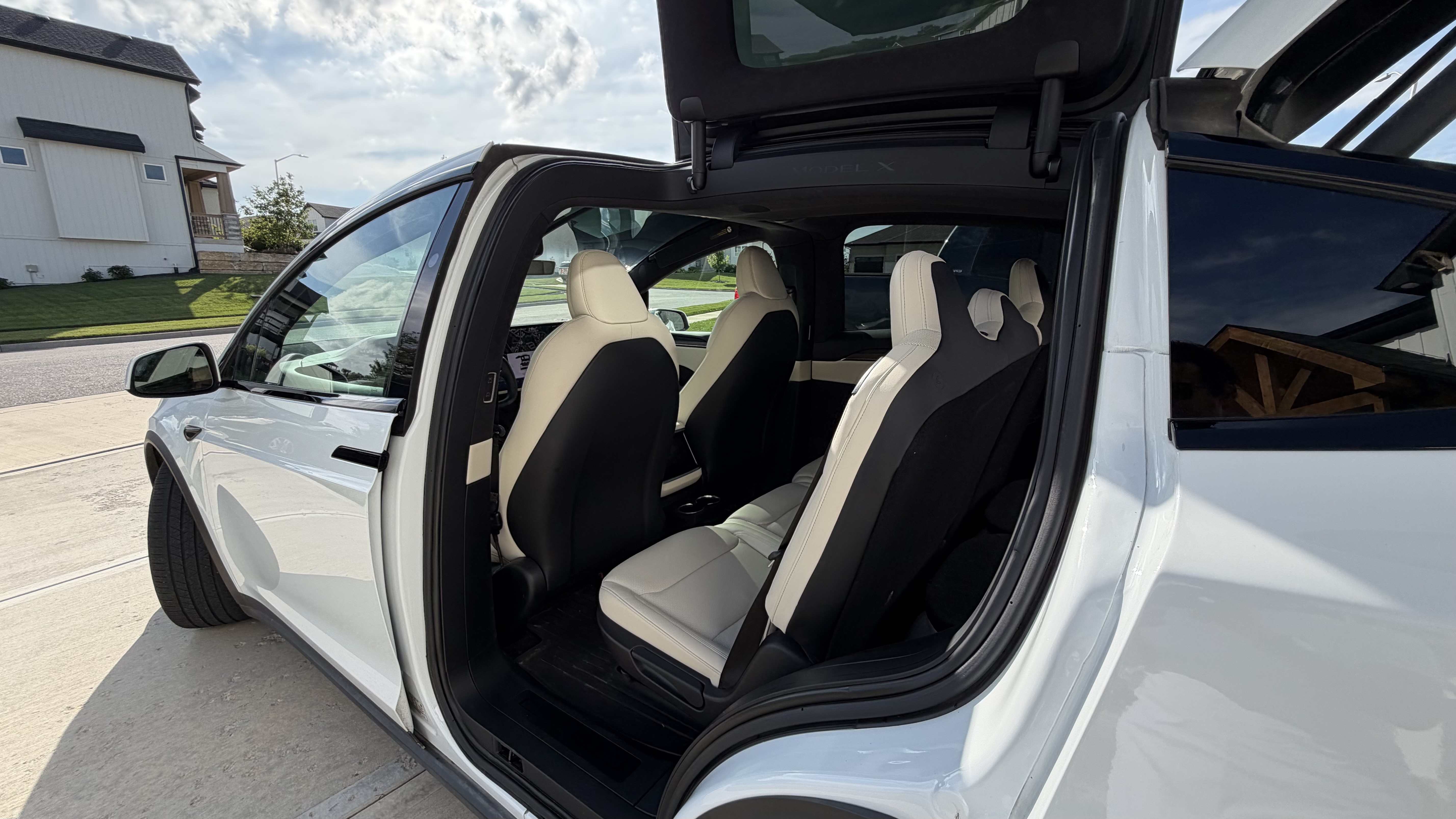 Used 2022 Tesla Model X AWD/4WD image 20