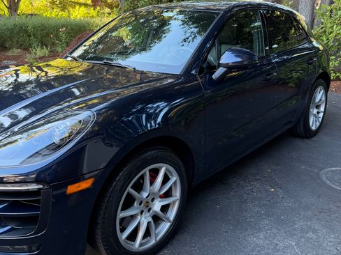 Used 2018 Porsche Macan GTS AWD/4WD image 4