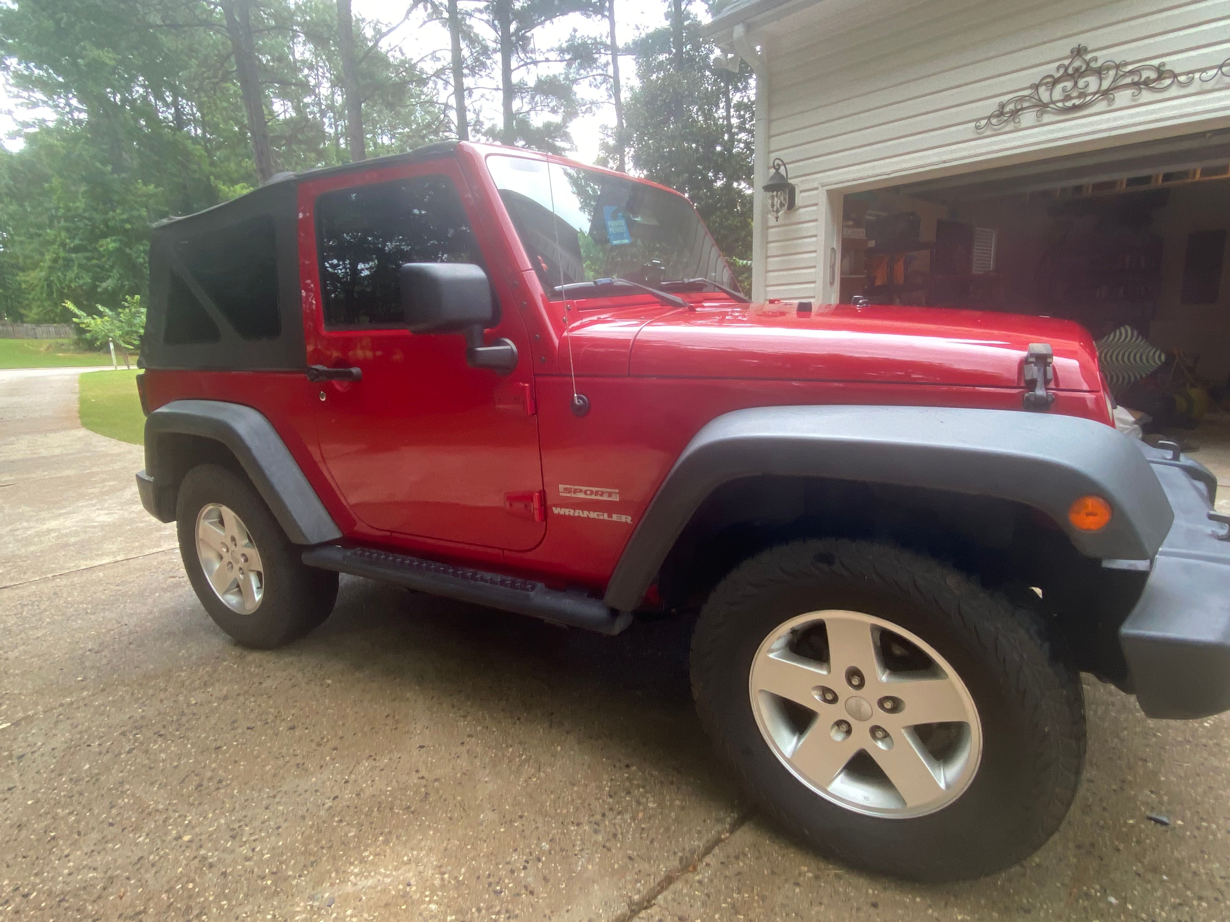 Used 2010 Jeep Wrangler Sport AWD/4WD image 2