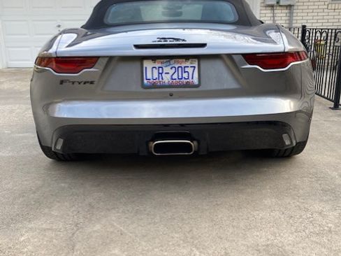 Used 2021 Jaguar F-TYPE Convertible image 11