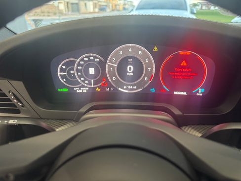 Used 2026 Porsche 911 Carrera image 5