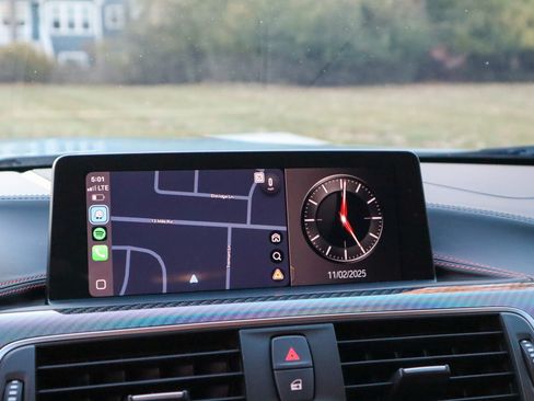 Used 2018 BMW M4 Coupe image 25