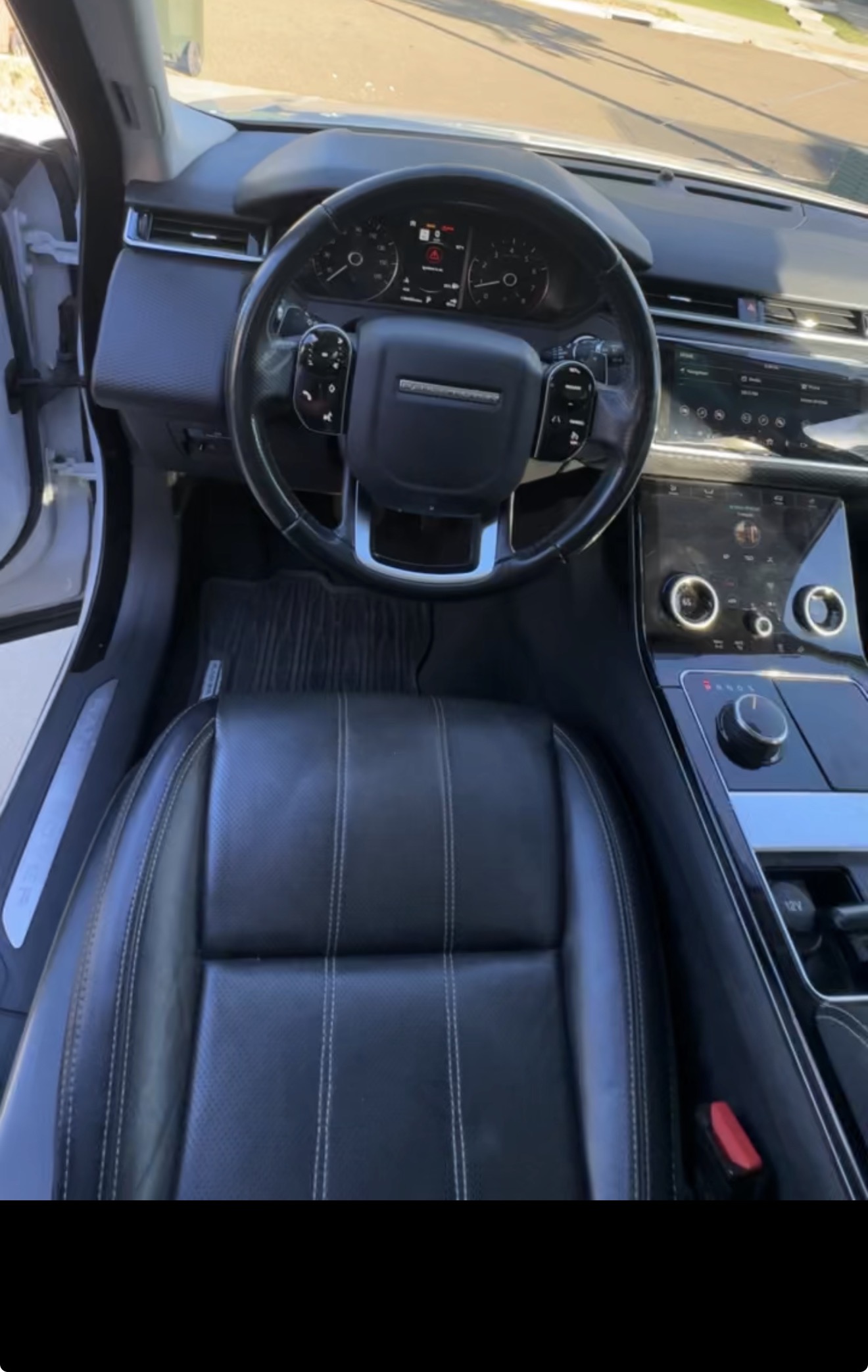 Used 2018 Land Rover Range Rover Velar S AWD/4WD image 5