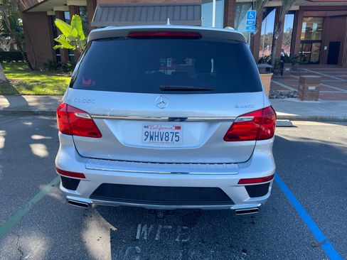 Used 2015 Mercedes-Benz GL 550 4MATIC image 5