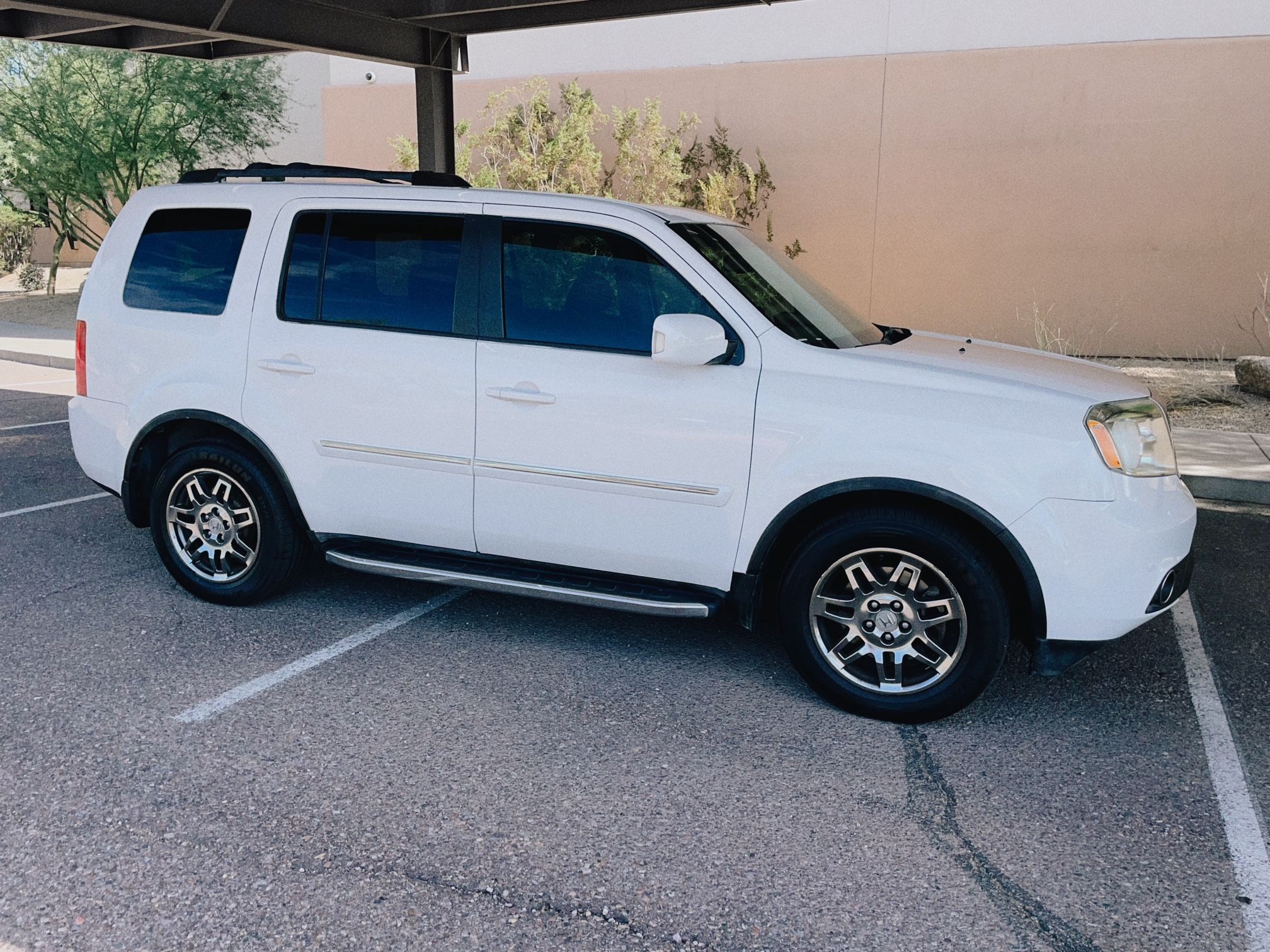 Used 2012 Honda Pilot Touring image 8