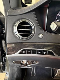 Used 2019 Mercedes-Benz S 560 Sedan image 21
