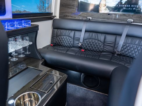 Used 2023 Mercedes-Benz Sprinter 3500 image 11