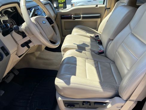 Used 2008 Ford F450 Lariat image 9