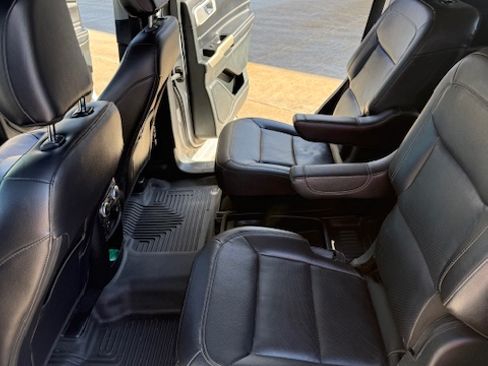 Used 2021 Ford Explorer Limited w/ Equipment Group 301A image 12