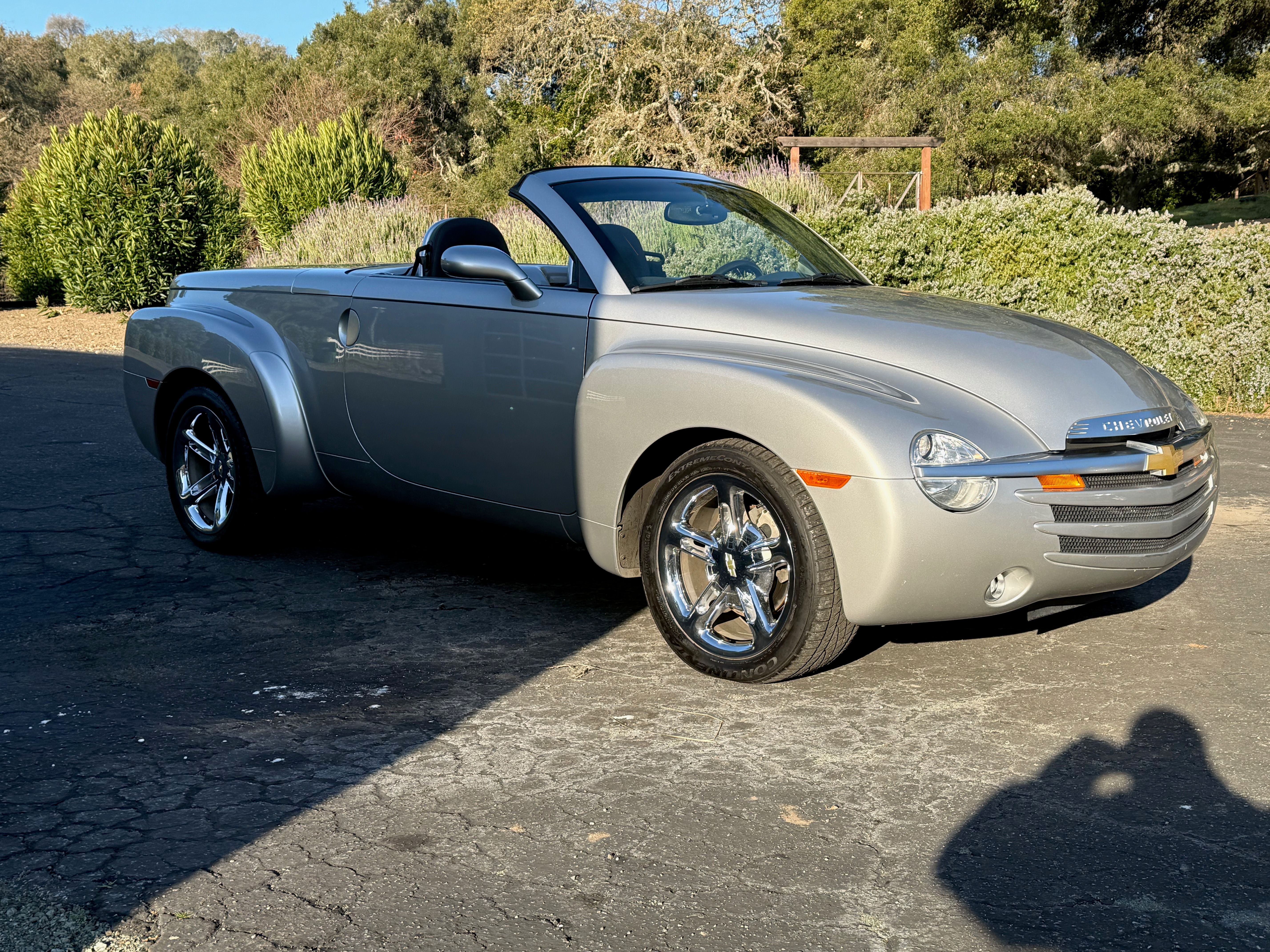 Used 2005 Chevrolet SSR w/ Preferred Equipment Group RWD image 9
