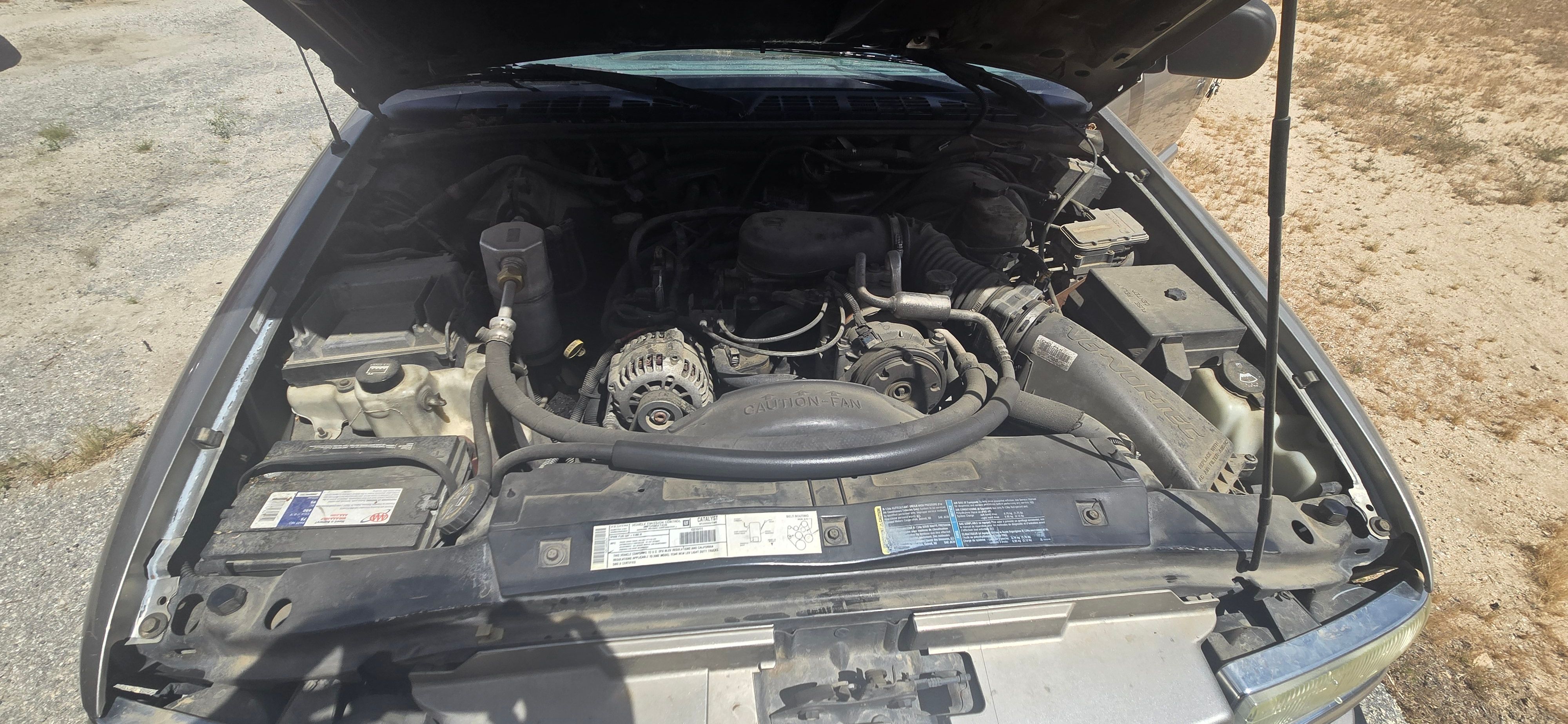 Used 2002 Chevrolet Blazer LS w/ Preferred Equipment Group AWD/4WD image 4