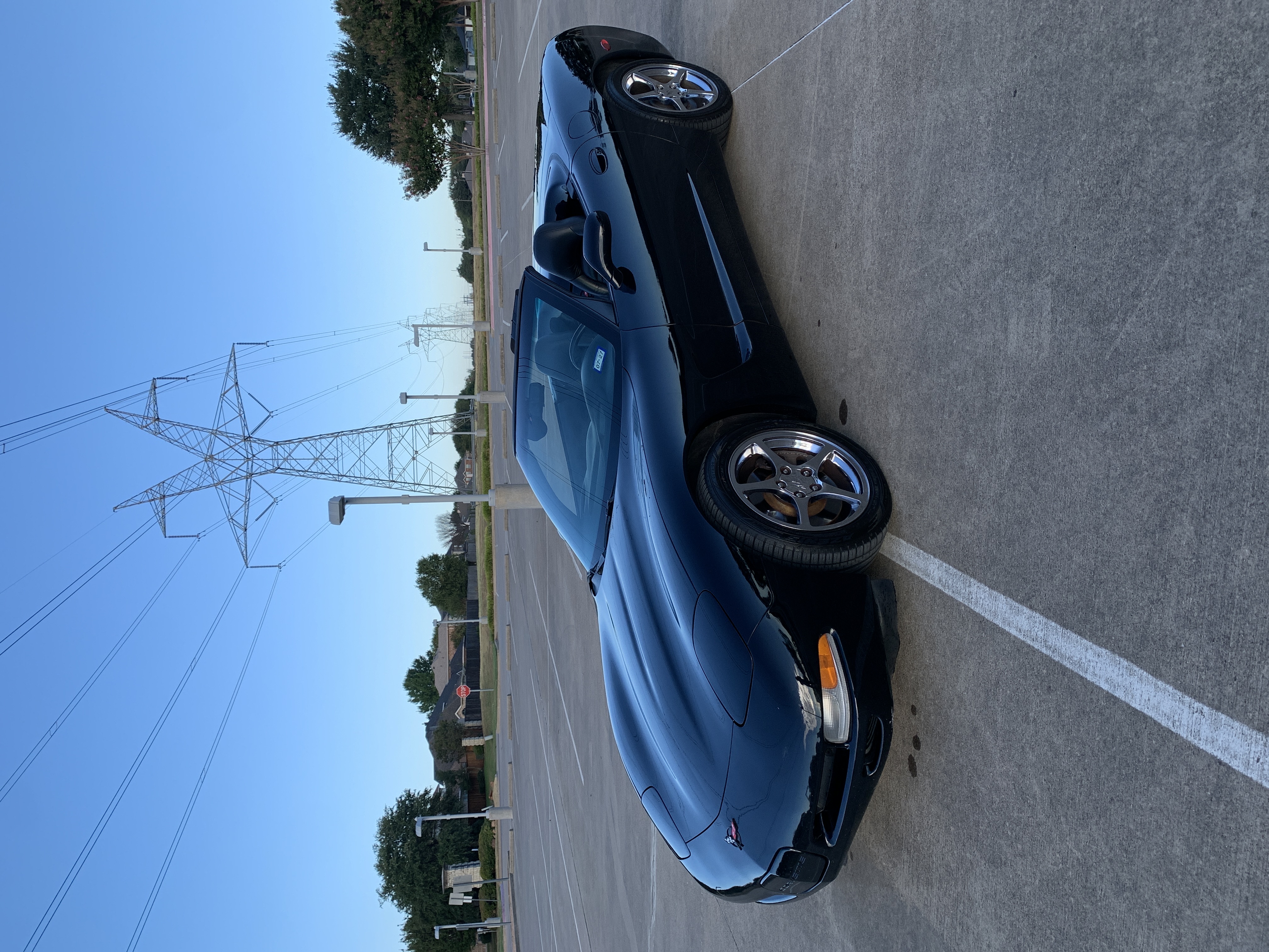 Used 2000 Chevrolet Corvette Convertible w/ Memory Pkg RWD image 1