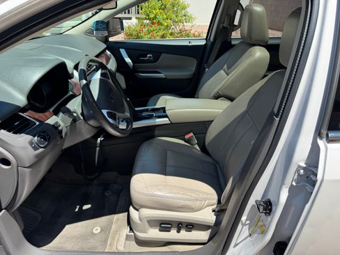 Used 2011 Ford Edge Limited w/ 302A Rapid Spec Order Code FWD image 8