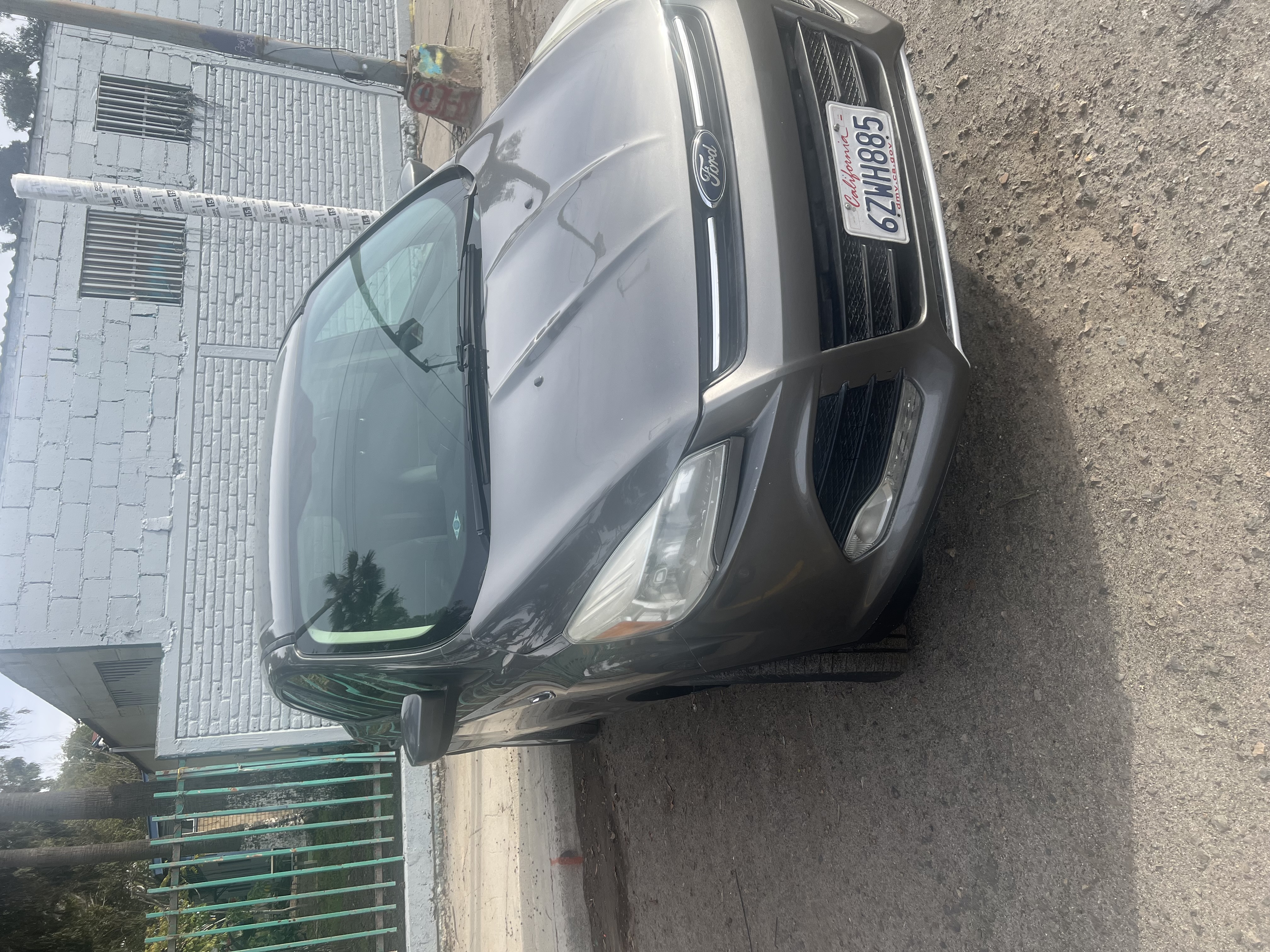 Used 2013 Ford Escape SE FWD image 2