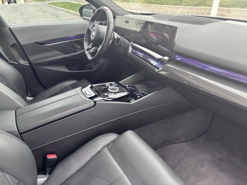 Used 2024 BMW i5 M60 w/ Executive Package image 20