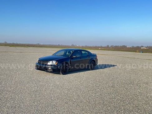 Used 2014 Dodge Avenger SE w/ Blacktop Package image 23