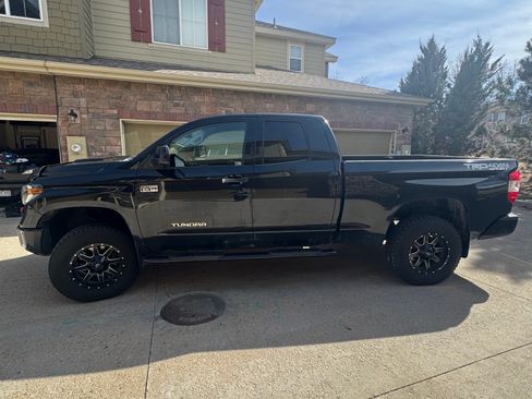 Used 2019 Toyota Tundra Limited image 9